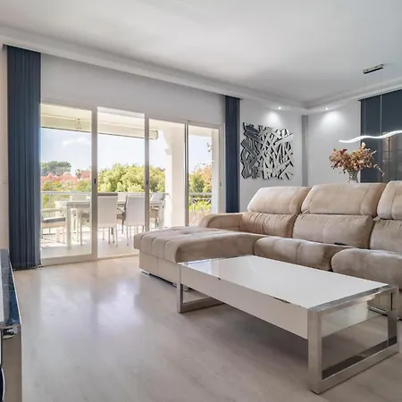 Prázdninový dům Beautiful In With Wifi